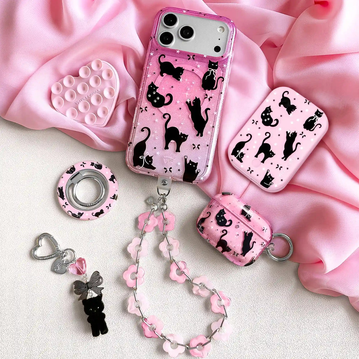 Lucky Kittens Glitter Portable MagSafe Charger Power Pack