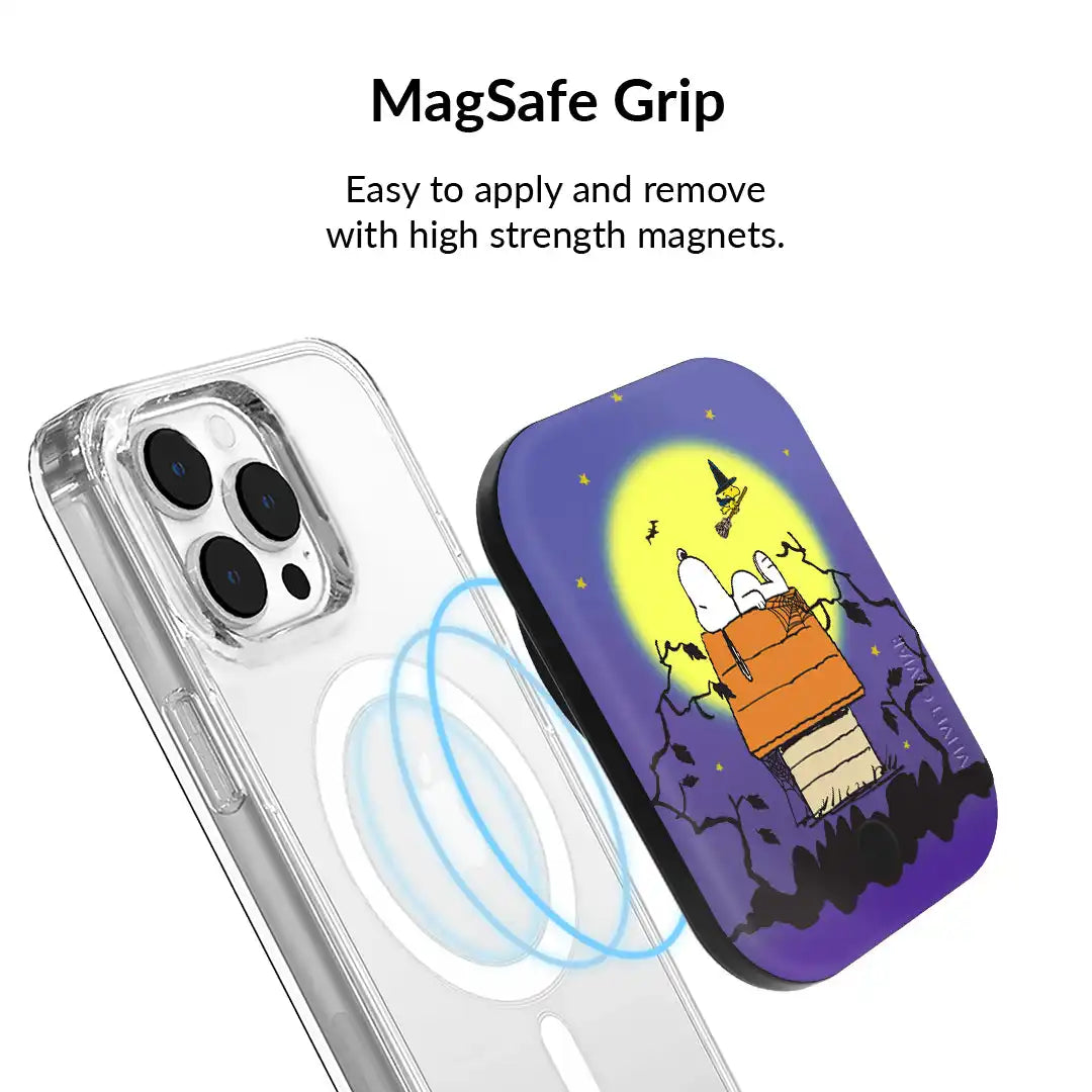 Snoopy Midnight Moon Portable MagSafe Charger Power Pack